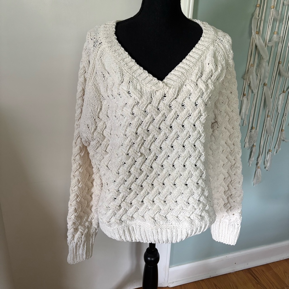Elegant Arula cream Cable Knit Sweater